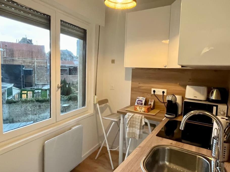Appartement Cosy Plein Centre Douai Exterior foto