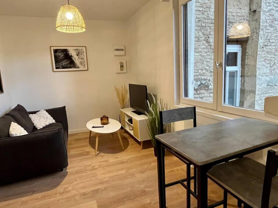 Appartement Cosy Plein Centre Douai Exterior foto
